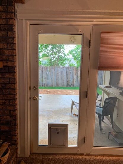 MaxSeal PRO In Glass Dog Door - Portal PROS