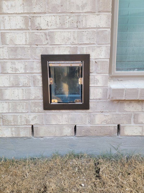 MaxSeal PRO Wall Mount Pet Door - Portal PROS - For Doors