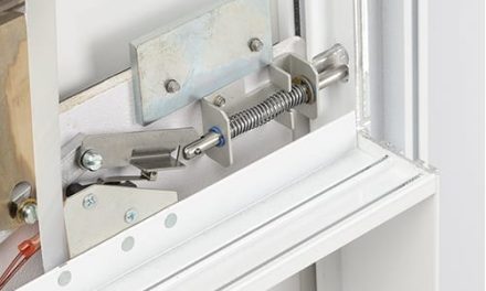 Plexidor Electronic Dog Door for Doors and Walls - Portal PROS - Electronic